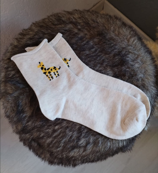 Stylische Socken mit Giraffen Motiv